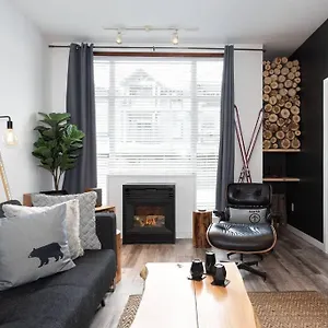 https://prime-location-ski-in-out-whistler-condo.hotels-of-whistler.com