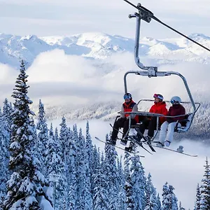 https://cozy-suite-in-beautiful-whistler.hotels-of-whistler.com