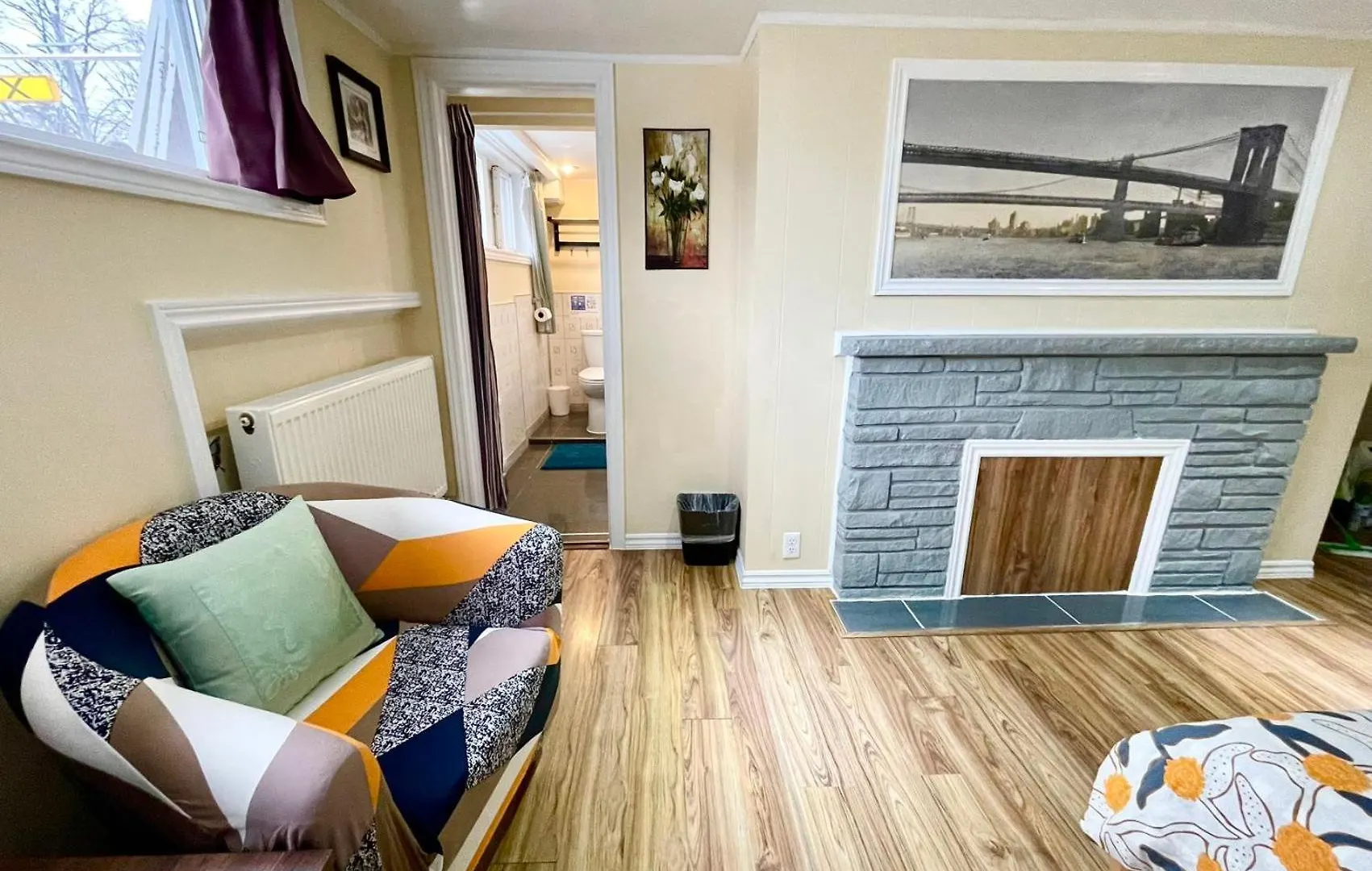 Homestay Bright&Modern Space Perfect For Couple And Family Step To Public Transit In Toronto